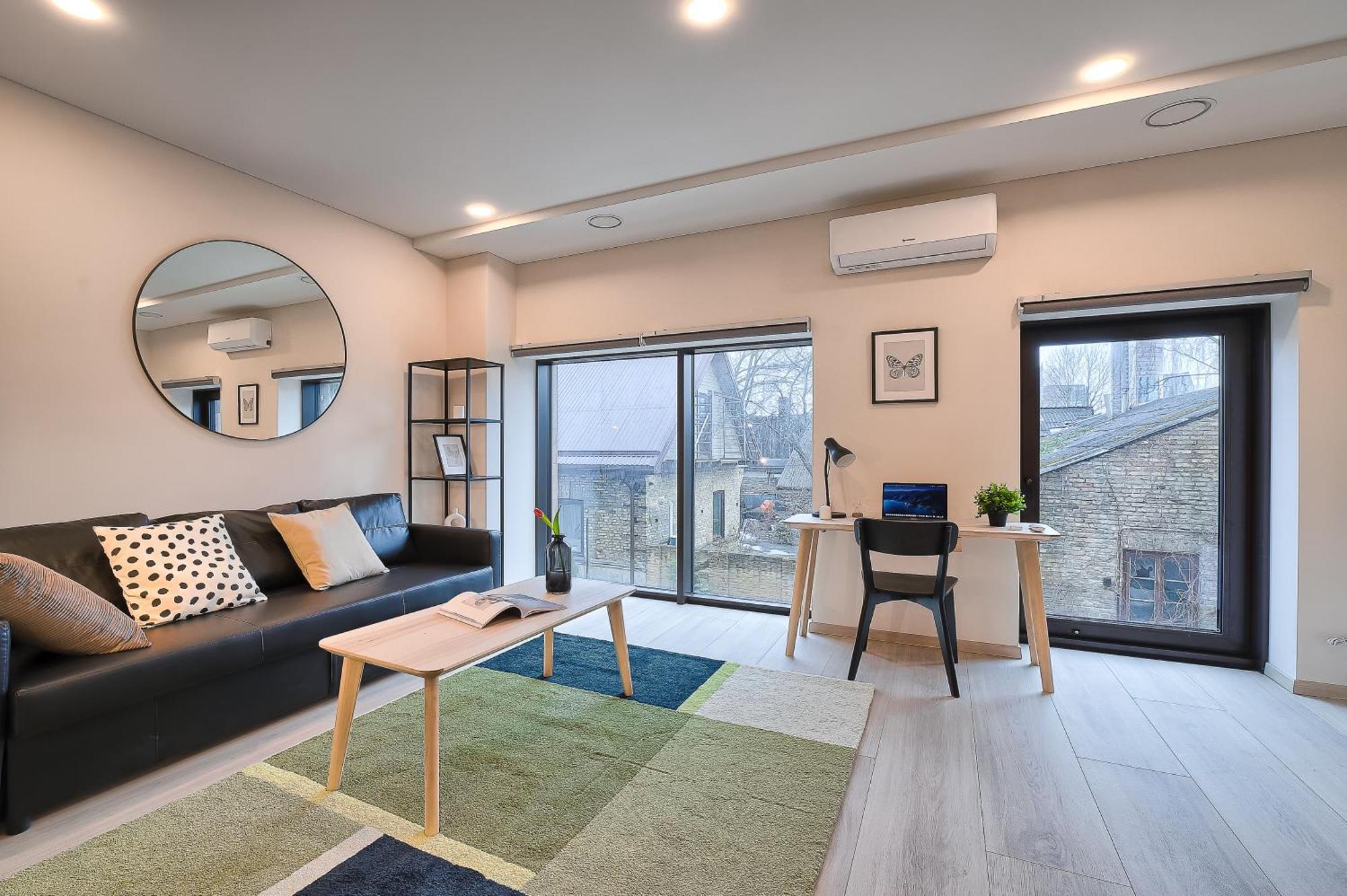 Business-Class Apartments 2 X Free Parking X Self Check In 24X7 VNO Dış mekan fotoğraf