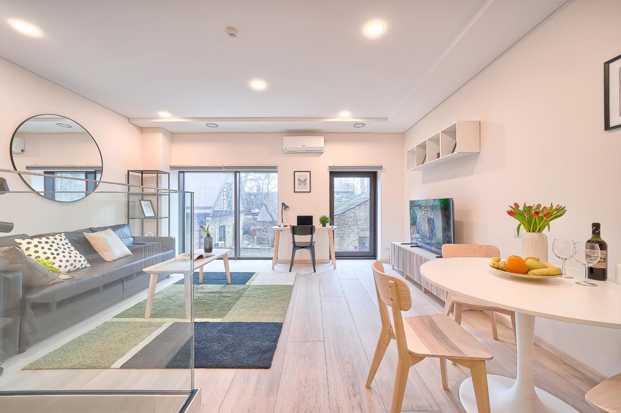 Business-Class Apartments 2 X Free Parking X Self Check In 24X7 VNO Dış mekan fotoğraf